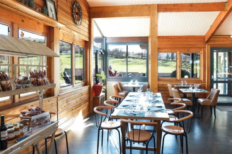 terrasses du golf 768x510