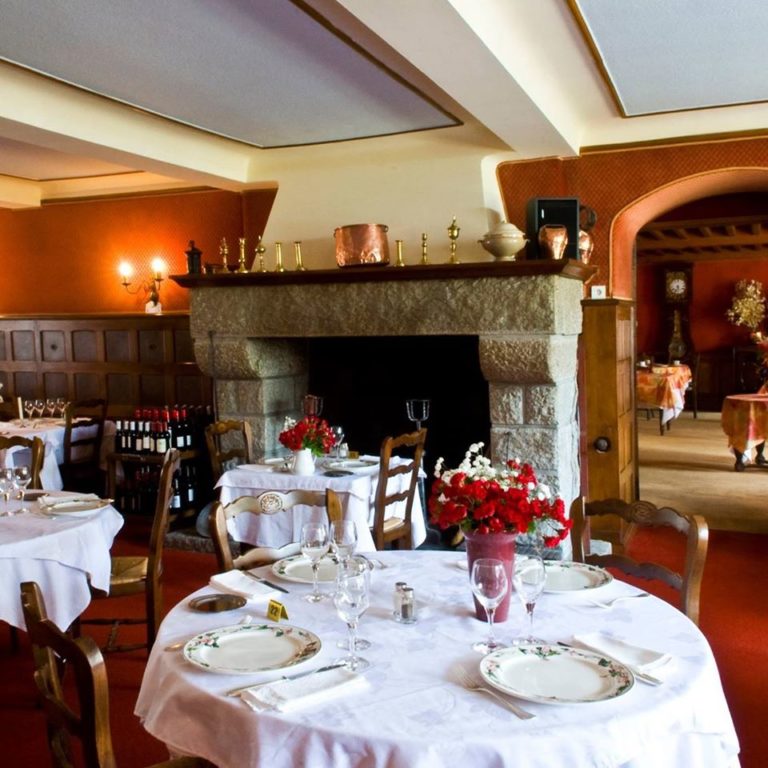 hostellerie poste oust1 768x768