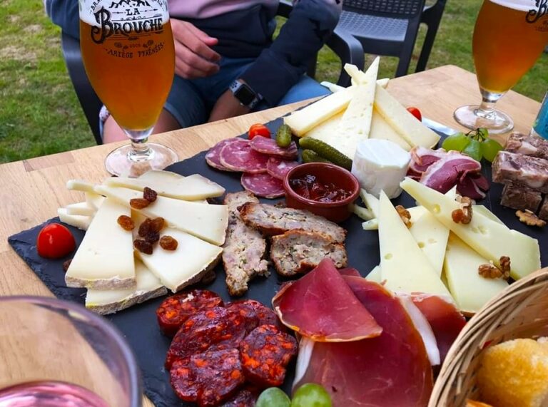 218578099 113809967638696 1582038744688957279 n 768x571