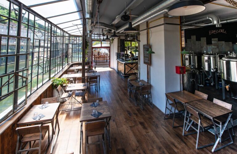 292390465 1287994638674745 2654470285275712854 n 768x500