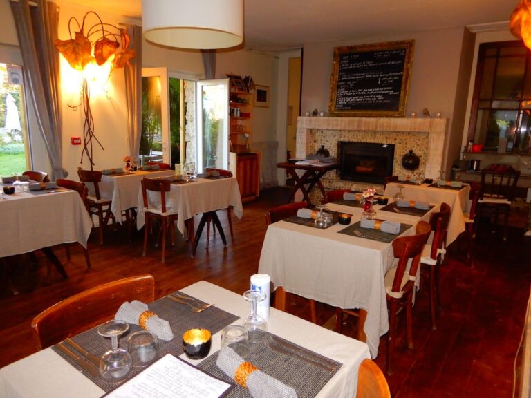 dinanga salle 768x576