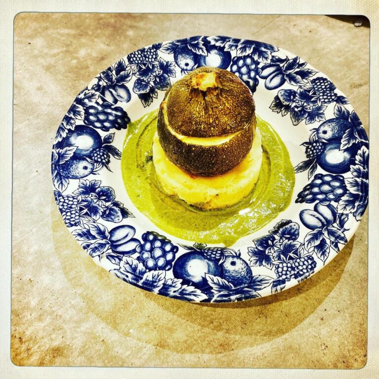 cafe rousse1 768x768