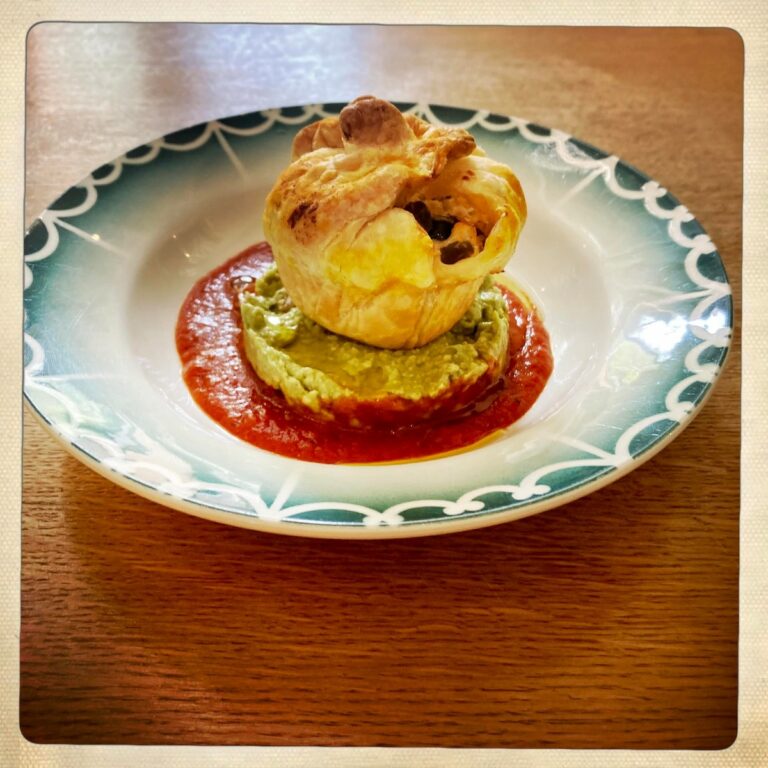 cafe rousse3 768x768